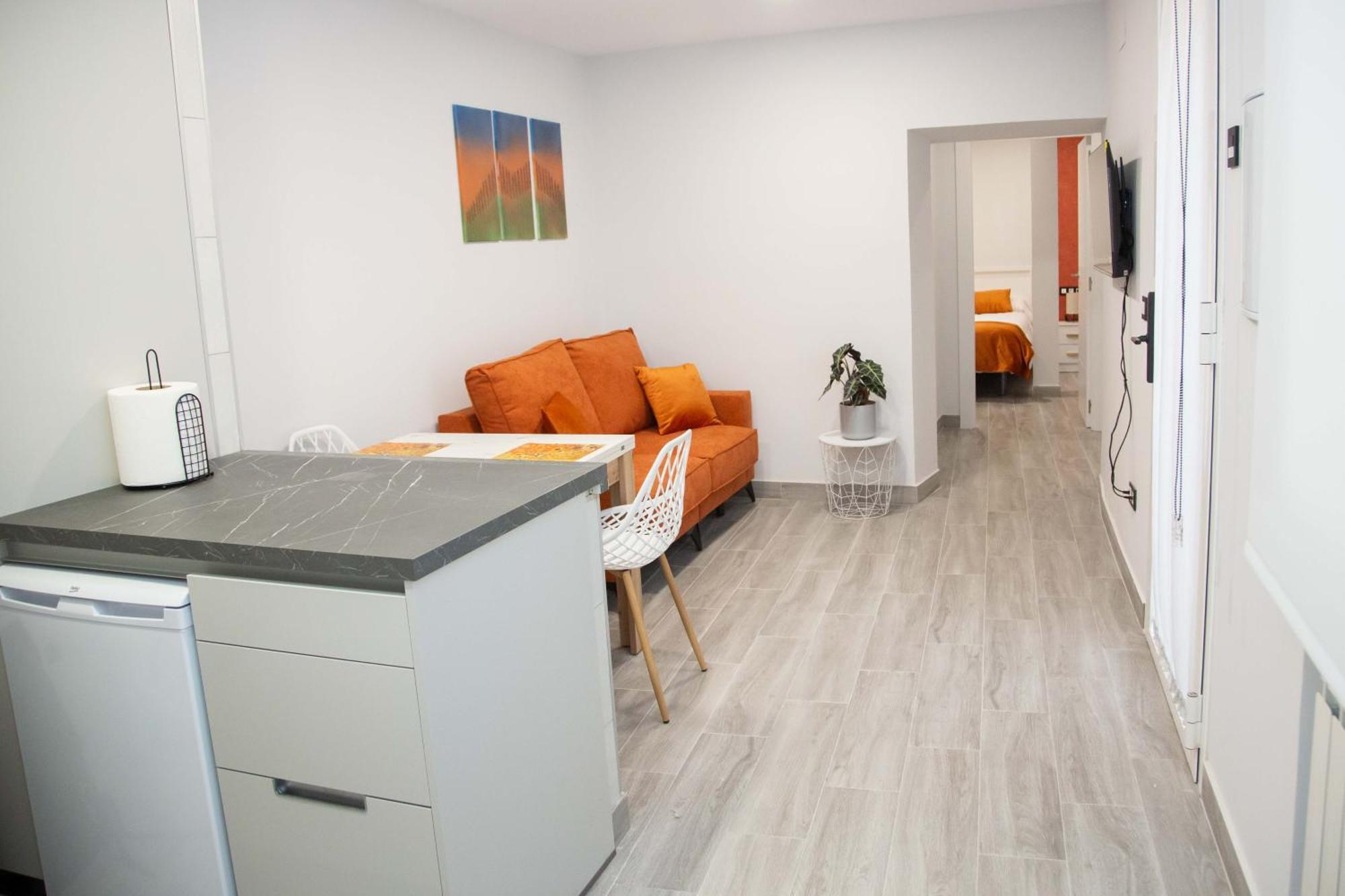 Pregonero Urban Suites - Naranja Сория Екстериор снимка