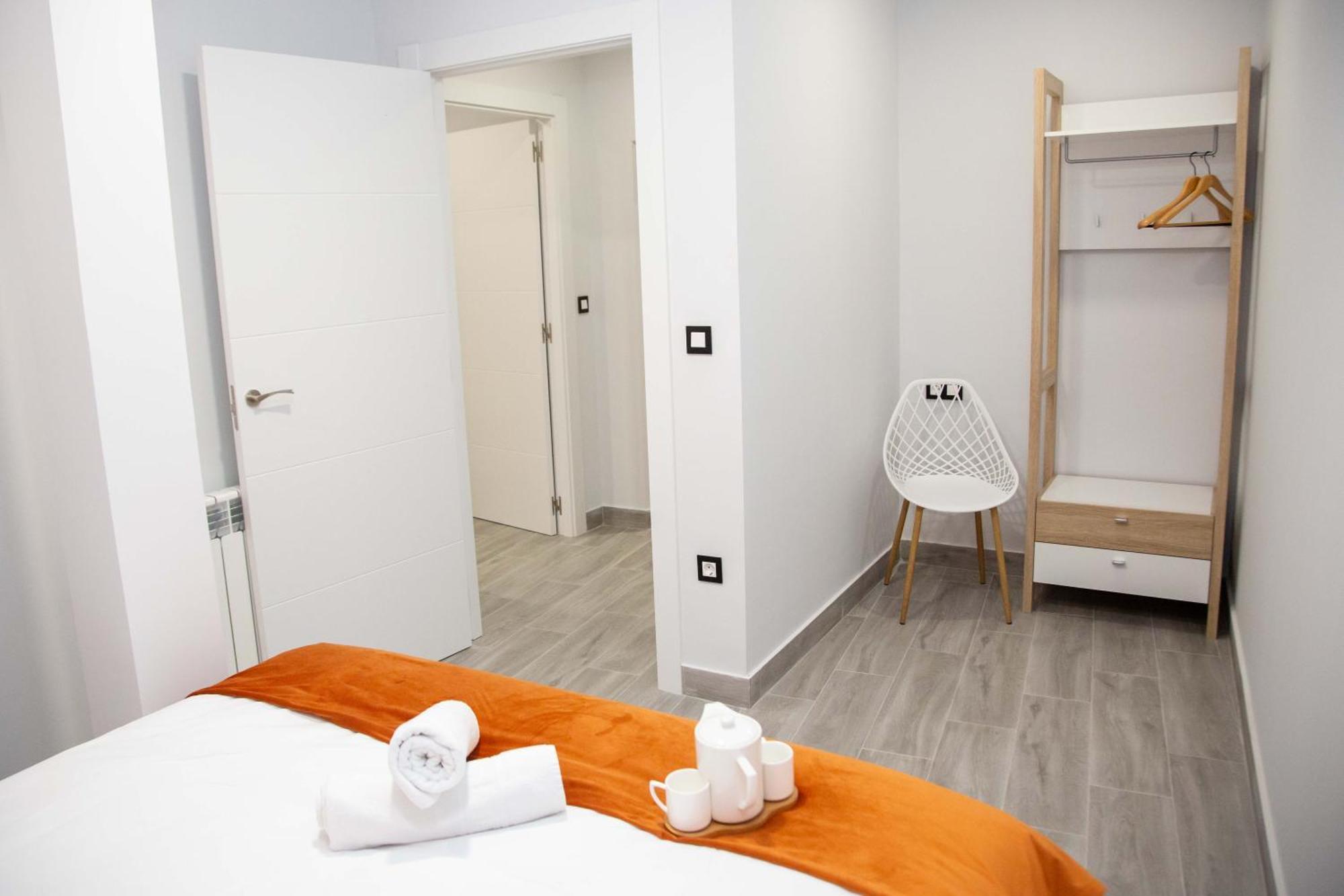 Pregonero Urban Suites - Naranja Сория Екстериор снимка